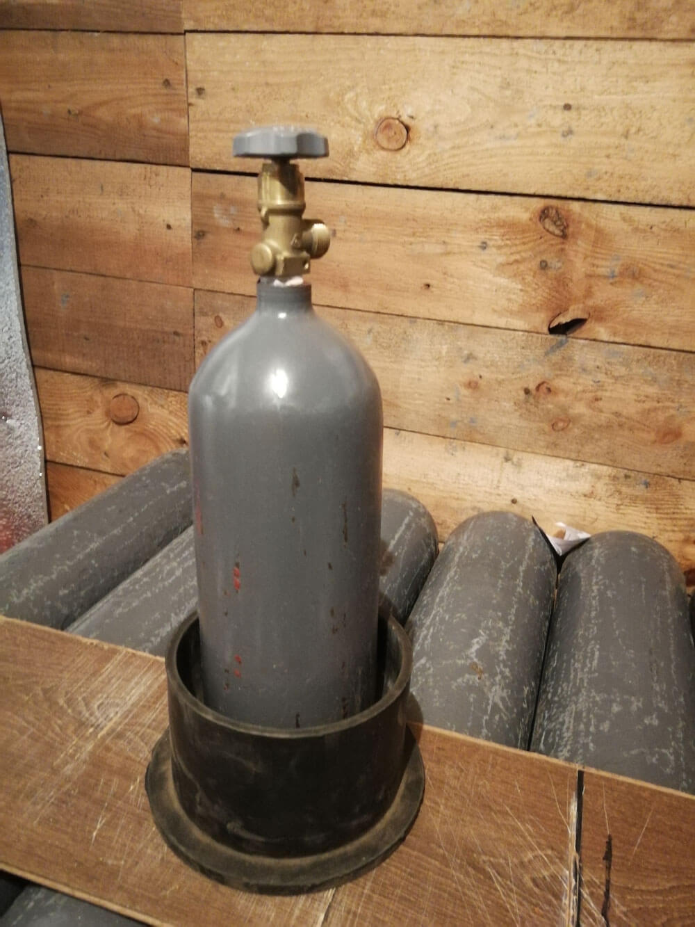 Баллоны 2л - фото Баллоны 2л